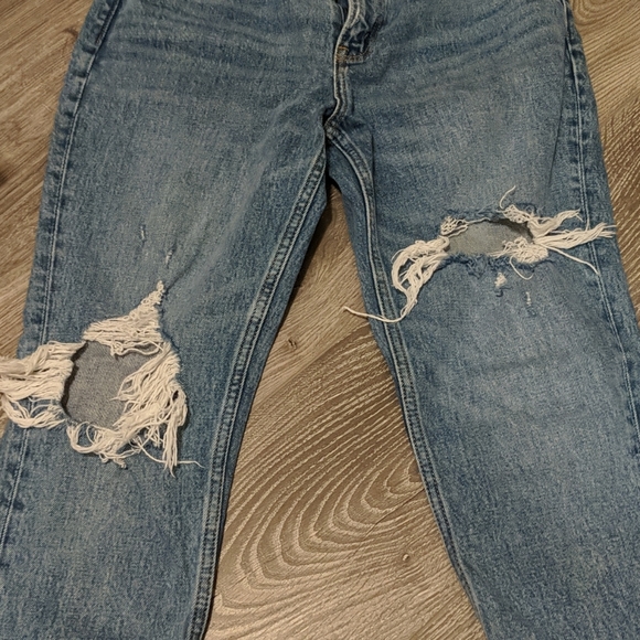 Abercrombie | Curve Love Mom Jeans - Picture 3 of 8